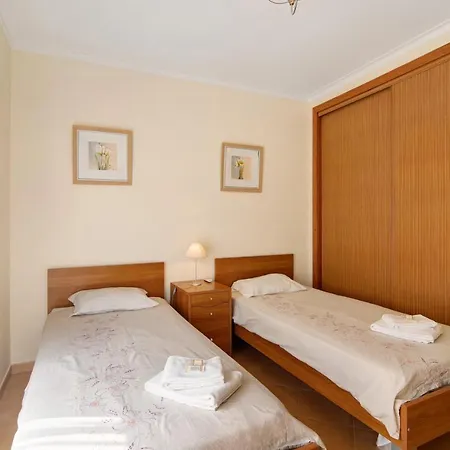 Апартаменты Quinta Gomeira 120